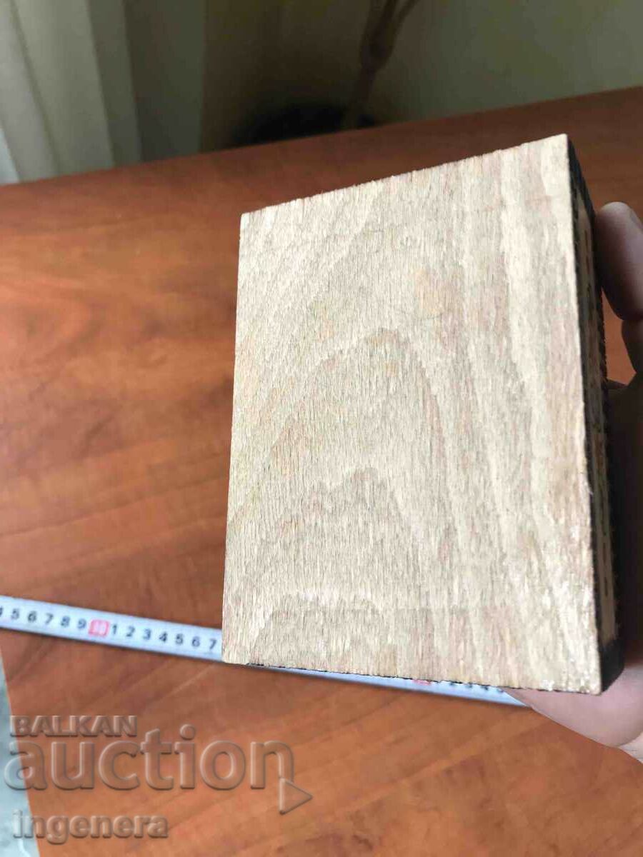 CUTIE LEMN PIROGRAF DESEN ANTICHI DIN SOCA MOSTRA - 6 CUTIE LEMN PIROGRAF DESEN ANTICHI DIN SOCA MOSTRA - 6