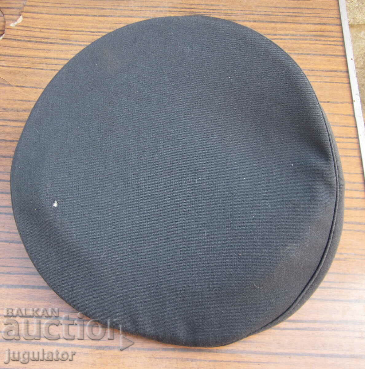 Delivery of Bulgarian firefighter cap with cockade Delivery of Bulgarian firefighter cap with cockade