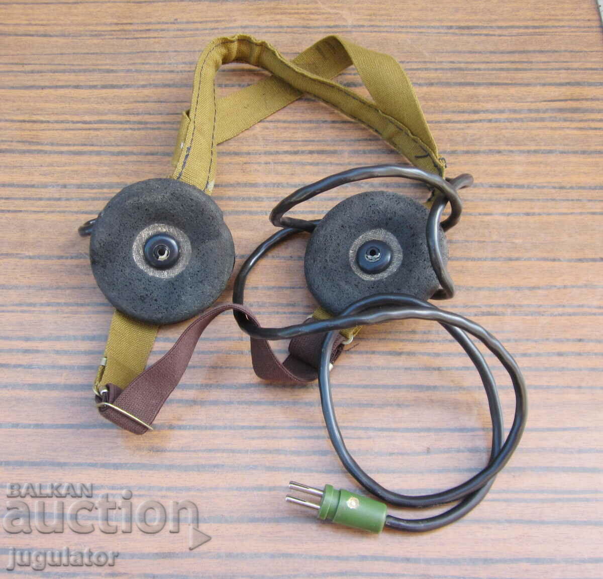 old military headphones from a military radio station with price 45.00 BGN | € 23.01 old military headphones from a military radio station with price 45.00 BGN | € 23.01
