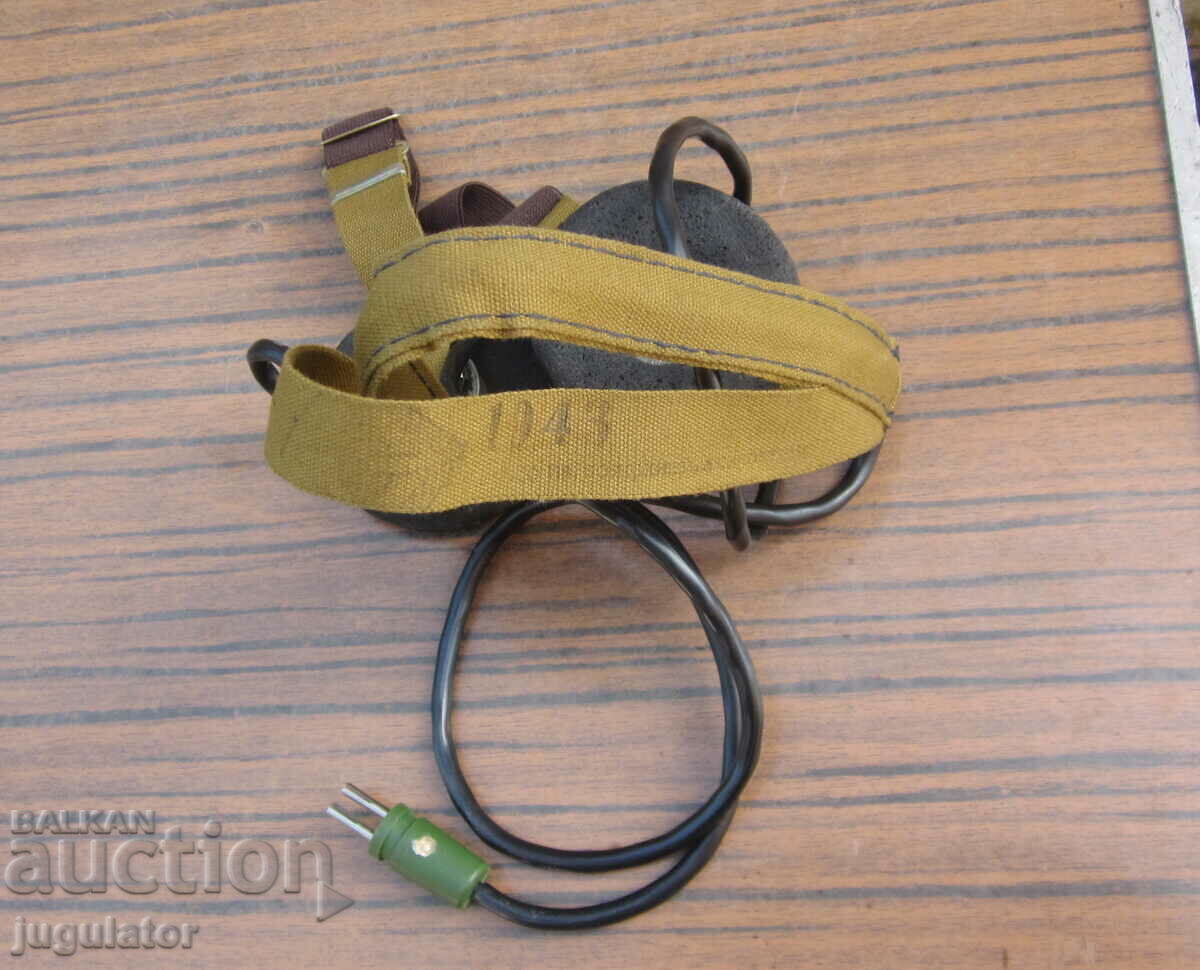 old military headphones from a military radio station - 5 old military headphones from a military radio station - 5