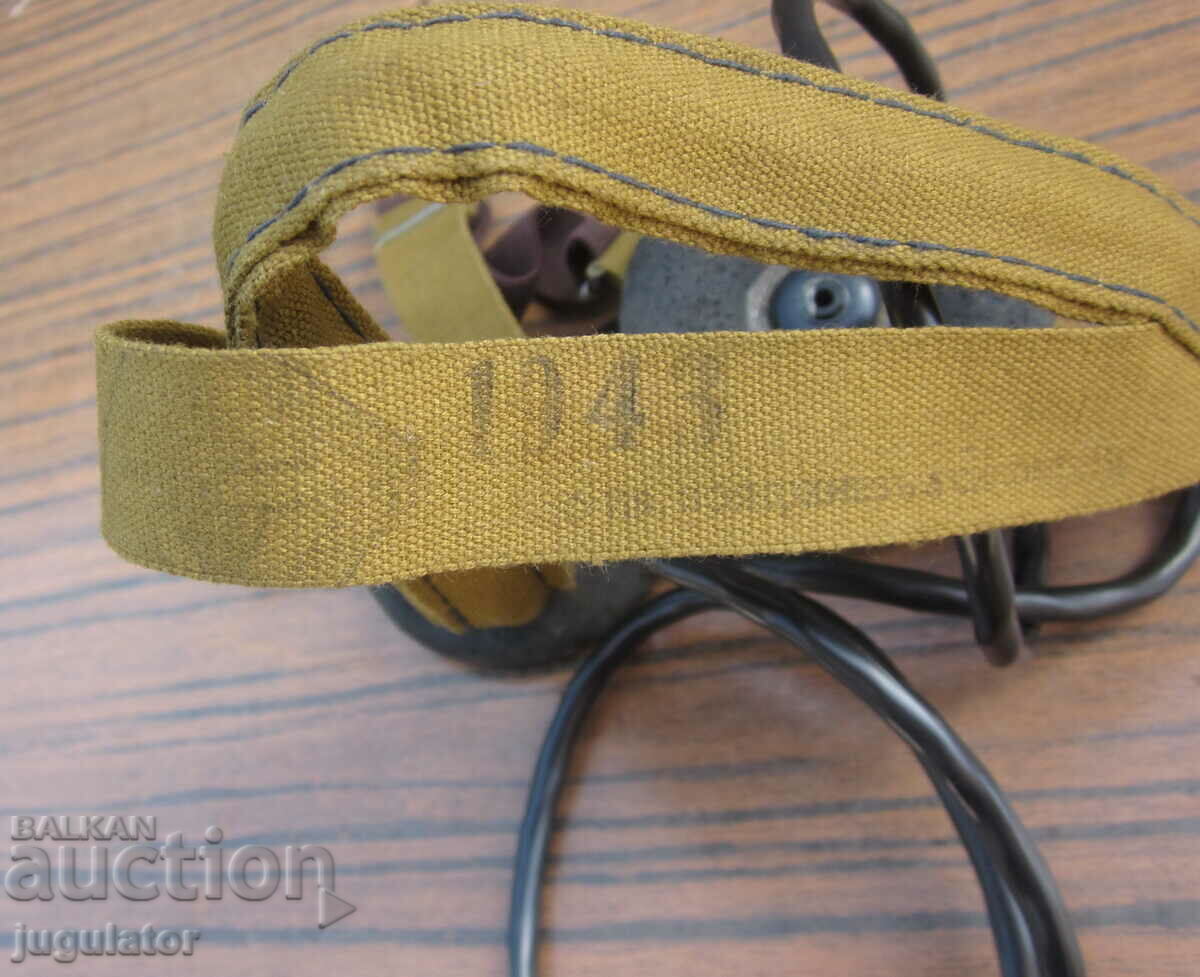 old military headphones from a military radio station - 6 old military headphones from a military radio station - 6