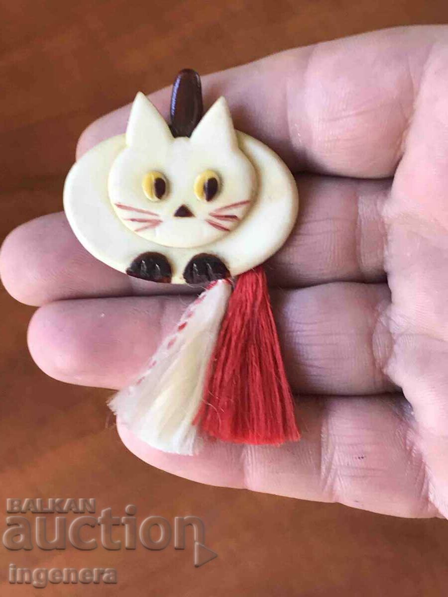 MARTENITSA MARTENITSI NOU DE LA SOCA PENTRU COLECTATORI cu preț 12.00 BGN | € 6.14 MARTENITSA MARTENITSI NOU DE LA SOCA PENTRU COLECTATORI cu preț 12.00 BGN | € 6.14