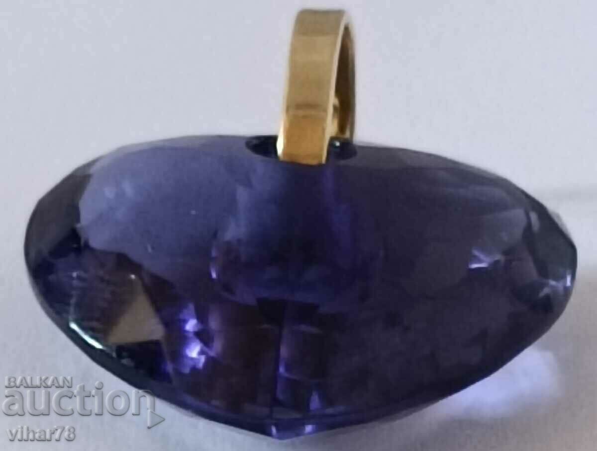 Licitație Pandantiv inimă cu suport din aur de 18 carate