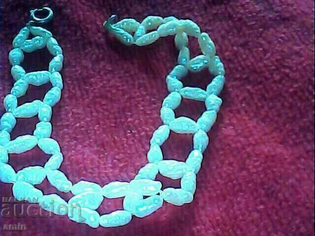 old fragile set of re4ni pearls - 6 old fragile set of re4ni pearls - 6