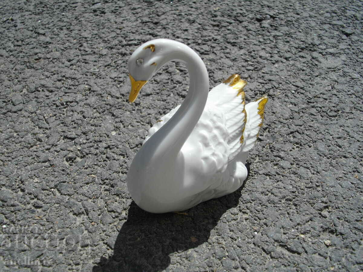 LEBADA VECHI DE PORCELAN CAPODIMONTE