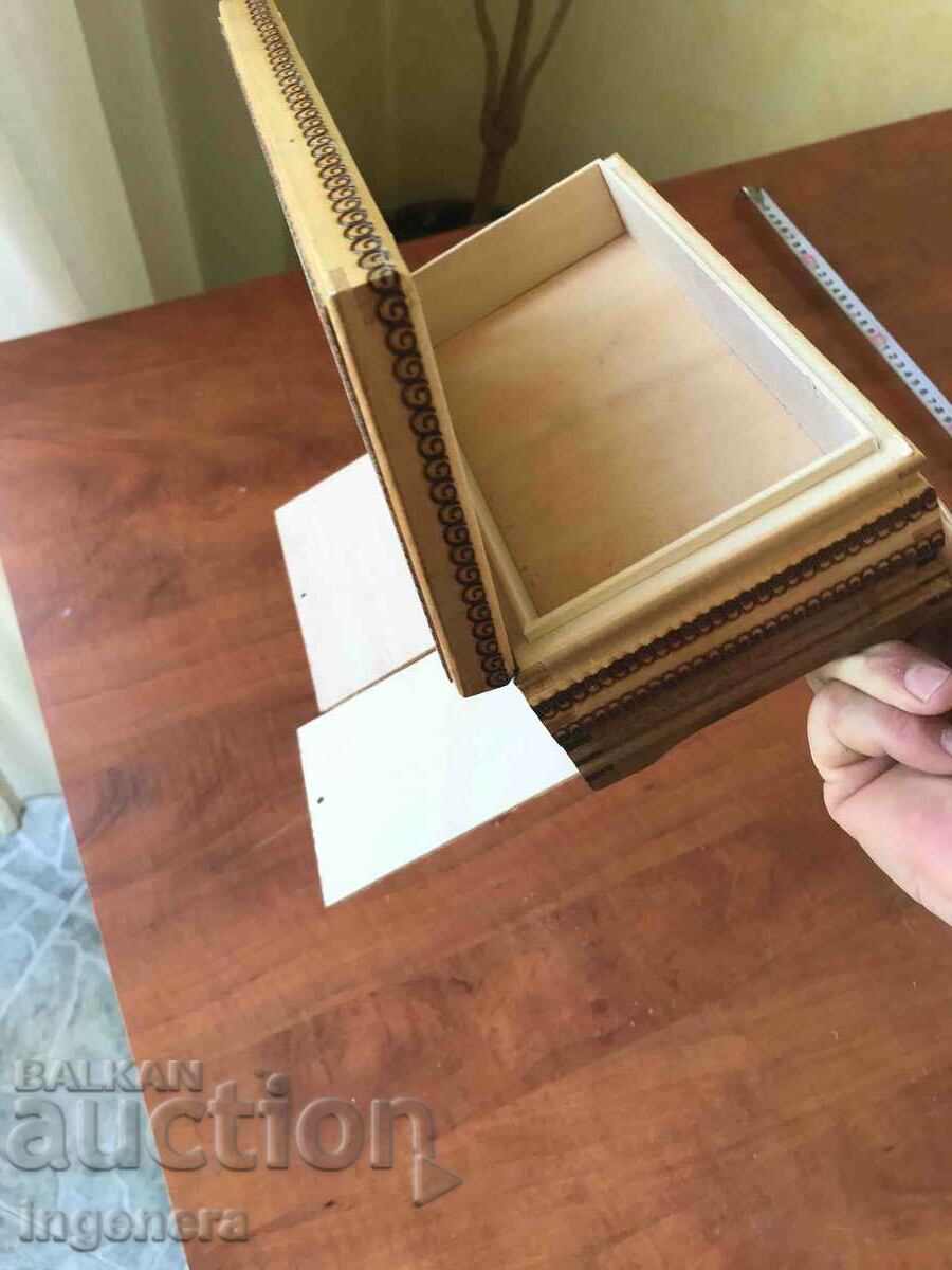 BOX WOOD PYROGRAPH DRAWING ANTIQUE FROM SOCA MOSTRA - 5 BOX WOOD PYROGRAPH DRAWING ANTIQUE FROM SOCA MOSTRA - 5