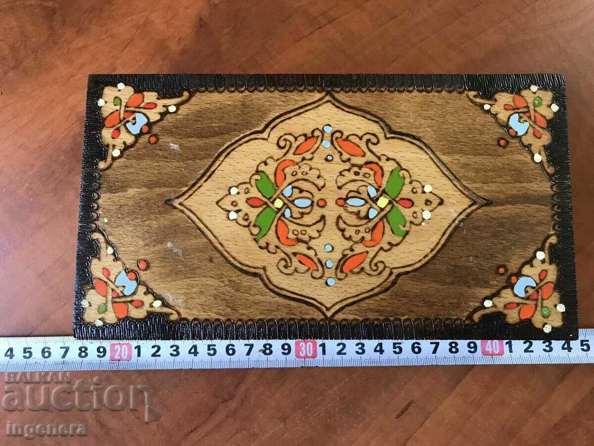 BOX WOOD PYROGRAPH DRAWING ANTIQUE FROM SOCA MOSTRA with price 45.00 BGN | € 23.01 BOX WOOD PYROGRAPH DRAWING ANTIQUE FROM SOCA MOSTRA with price 45.00 BGN | € 23.01