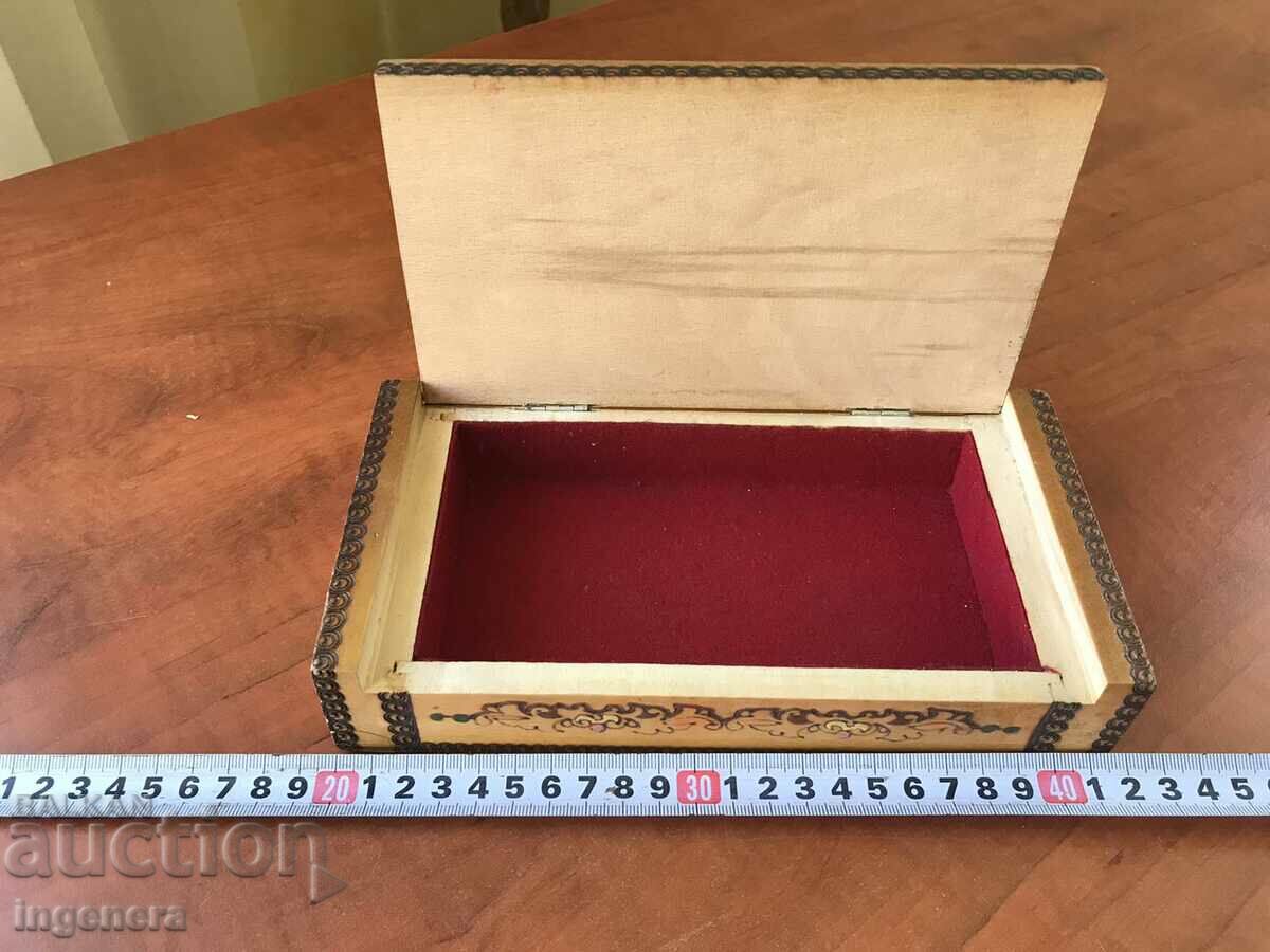 Auction BOX WOOD PYROGRAPH DRAWING ANTIQUE FROM SOCA MOSTRA Auction BOX WOOD PYROGRAPH DRAWING ANTIQUE FROM SOCA MOSTRA