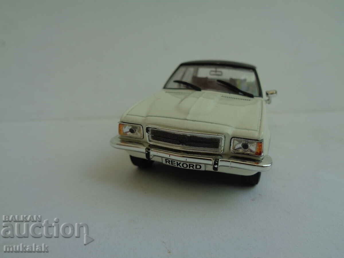 1:43 OPEL REKORD TOY CAR MODEL with price 25.00 BGN | € 12.78 1:43 OPEL REKORD TOY CAR MODEL with price 25.00 BGN | € 12.78
