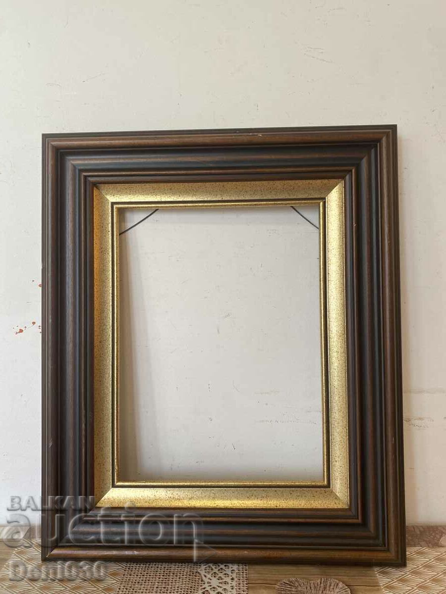 Very beautiful wooden solid frame !!!!