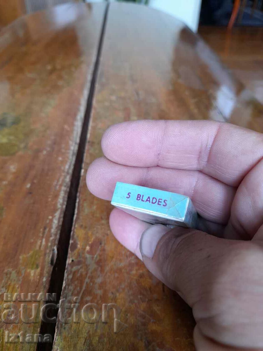 Auction Old Okava razor blades Auction Old Okava razor blades