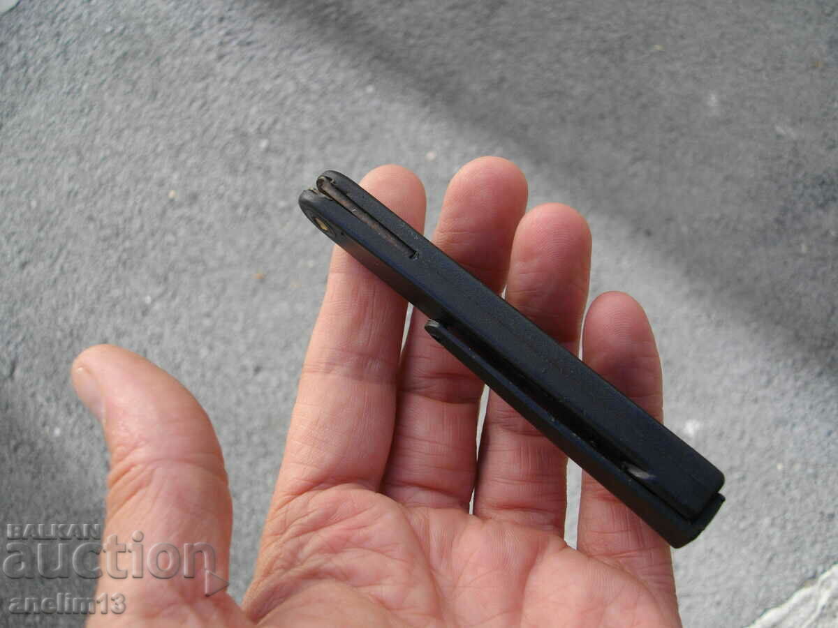 Auction COLLECTIBLE POCKET KNIFE Auction COLLECTIBLE POCKET KNIFE