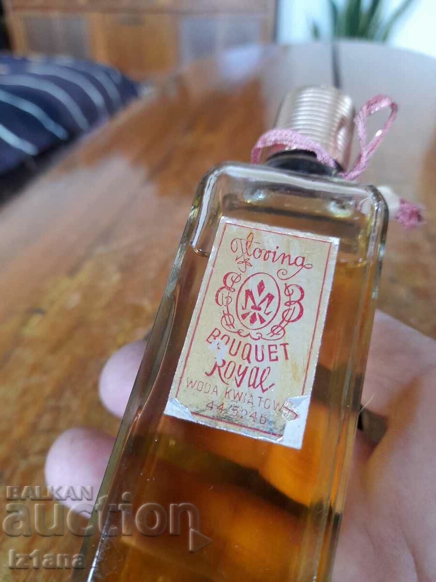 Colonie veche Florina Bouquet Royal cu preț 75.00 BGN | € 38.35