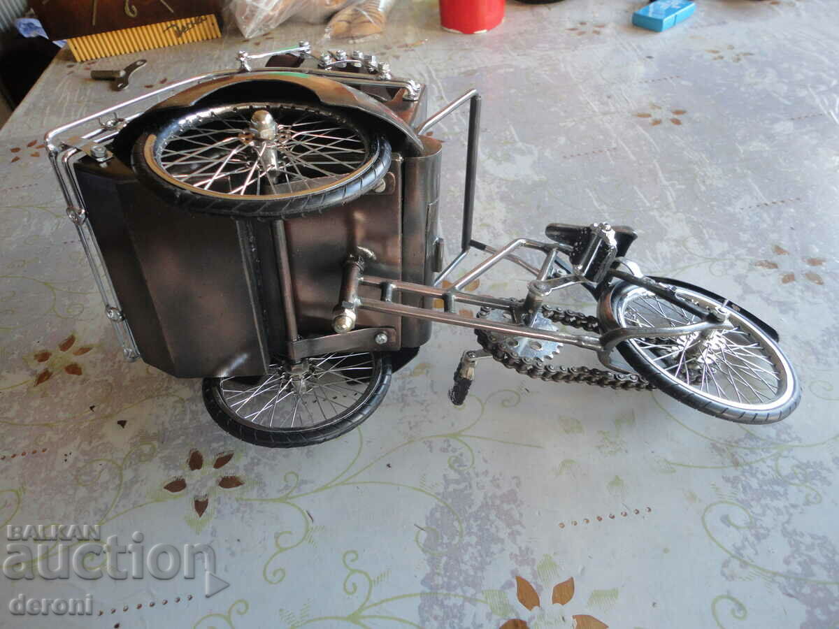 Large metal model wheel rickshaw - 5 Large metal model wheel rickshaw - 5