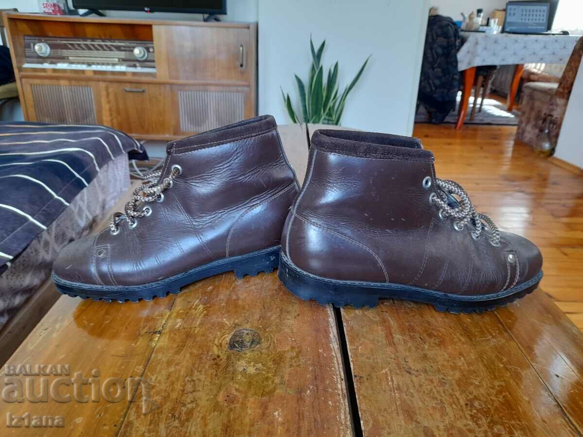 Delivery of Old shoes Sportprom Delivery of Old shoes Sportprom