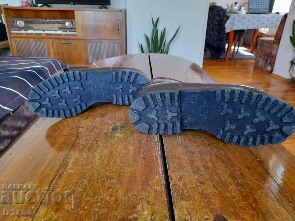 Old shoes Sportprom - 6 Old shoes Sportprom - 6