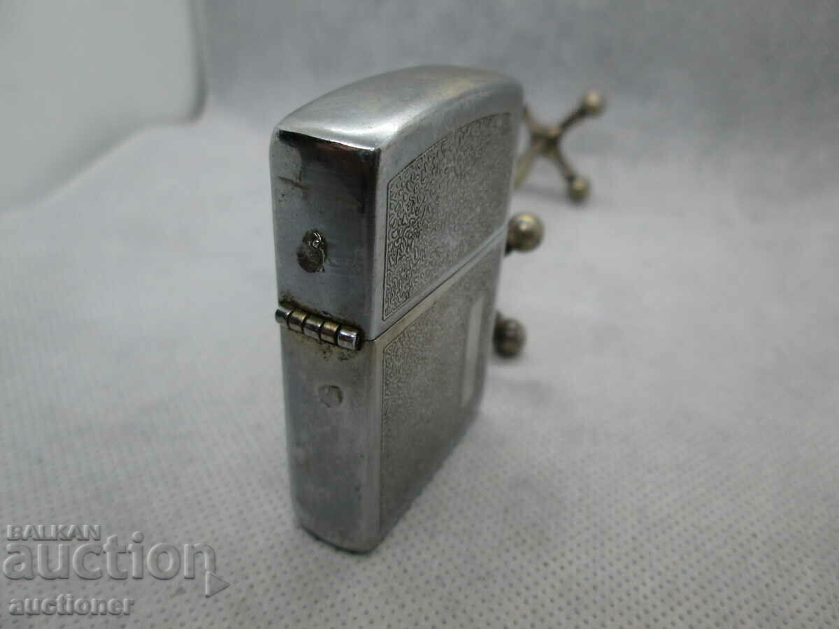 Auction OLD ZIPPO PETROL LIGHTER Auction OLD ZIPPO PETROL LIGHTER