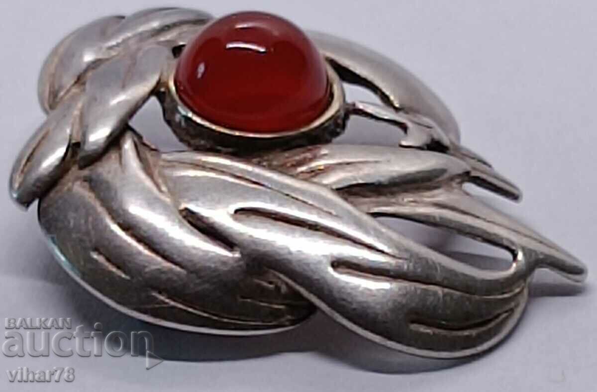 Παλιά ασημένια καρνελιάνικη καρφίτσα