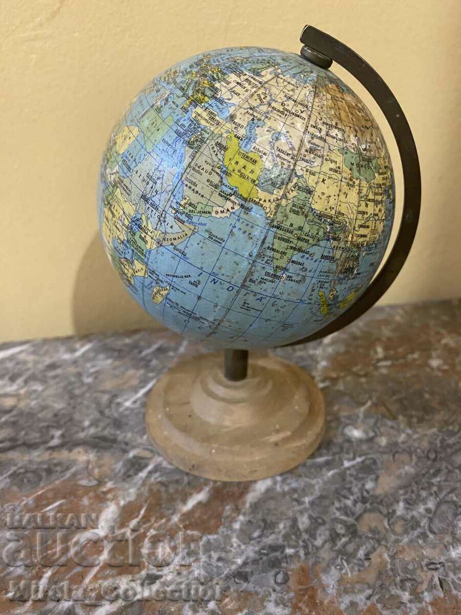 Small geographic globe