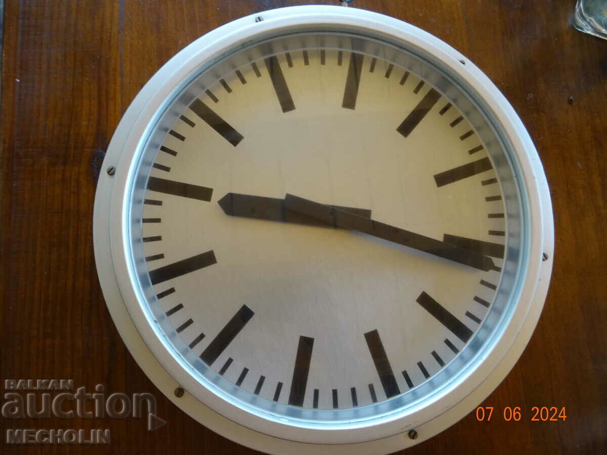 CLOCK station SCHOOL with price 60.00 BGN | € 30.68 CLOCK station SCHOOL with price 60.00 BGN | € 30.68