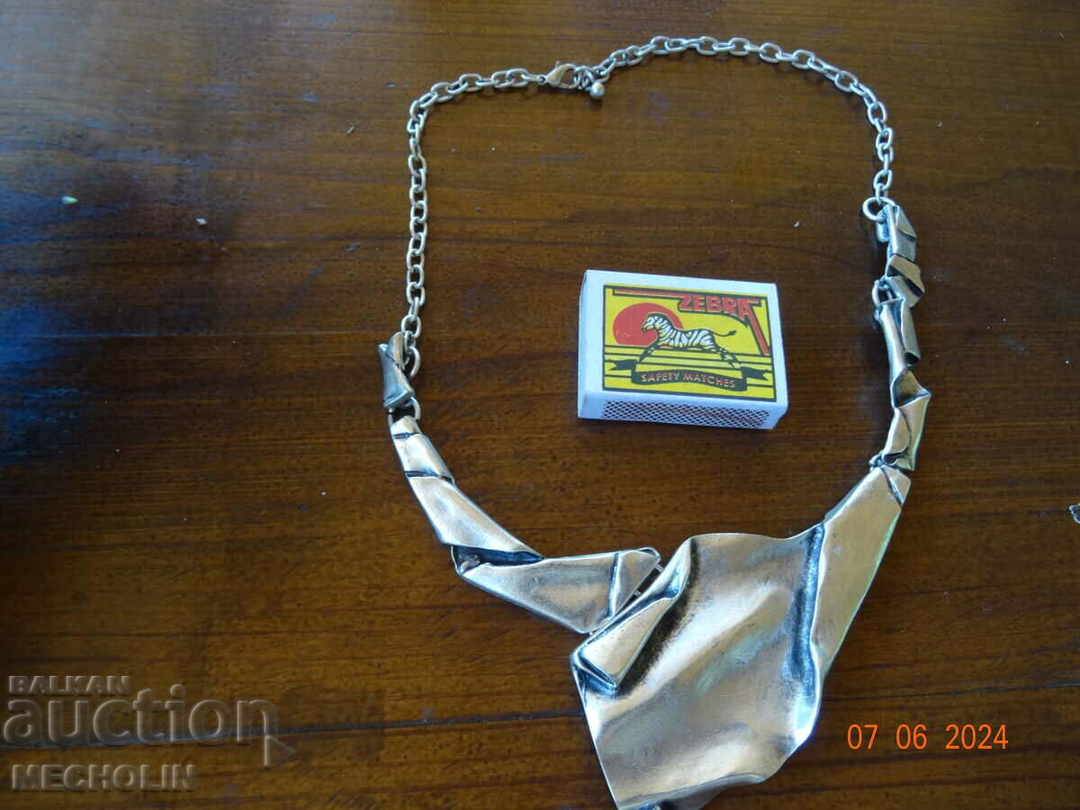 BEAUTIFUL NECKLACE 2 with price 25.00 BGN | € 12.78 BEAUTIFUL NECKLACE 2 with price 25.00 BGN | € 12.78