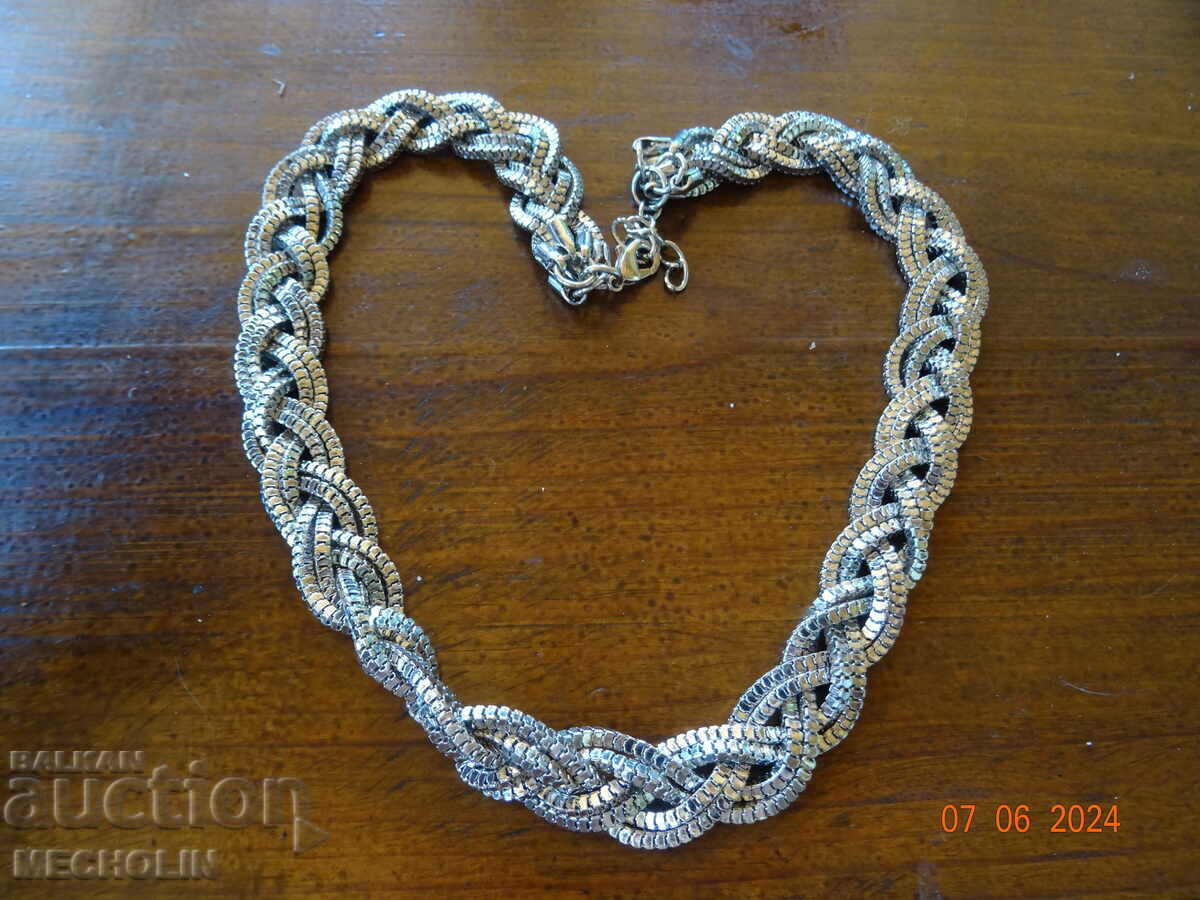 BEAUTIFUL CHAIN NECKLACE - 5 BEAUTIFUL CHAIN NECKLACE - 5