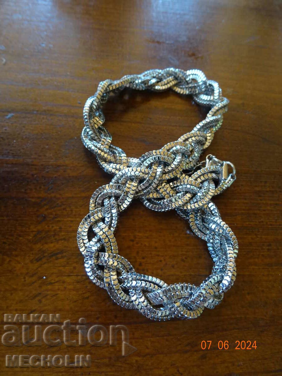 BEAUTIFUL CHAIN NECKLACE - 6 BEAUTIFUL CHAIN NECKLACE - 6