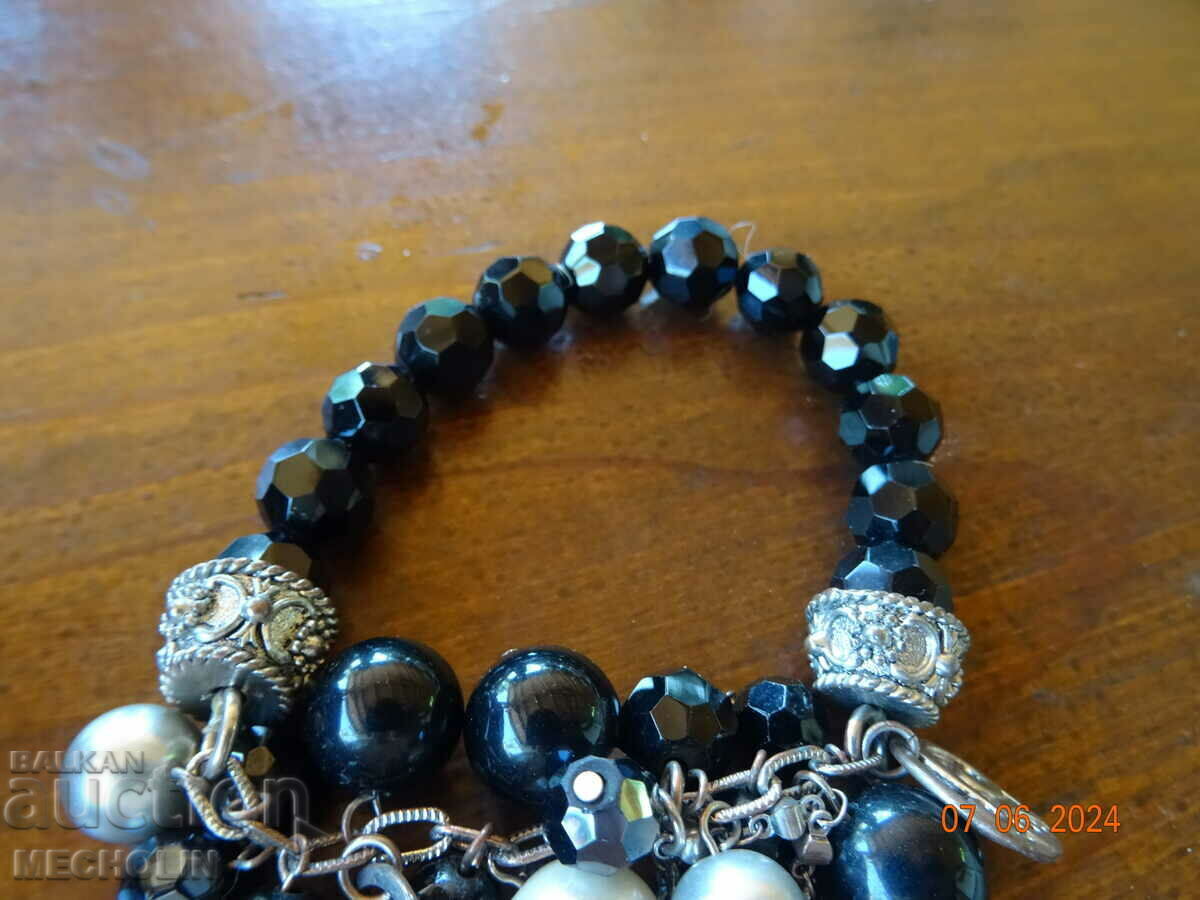 Delivery of BEAUTIFUL BRACELET 1 Delivery of BEAUTIFUL BRACELET 1