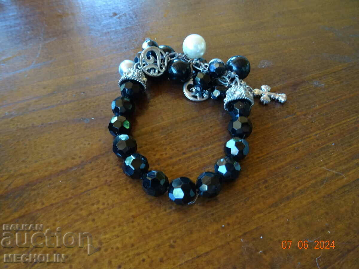 BEAUTIFUL BRACELET 1 - 7 BEAUTIFUL BRACELET 1 - 7