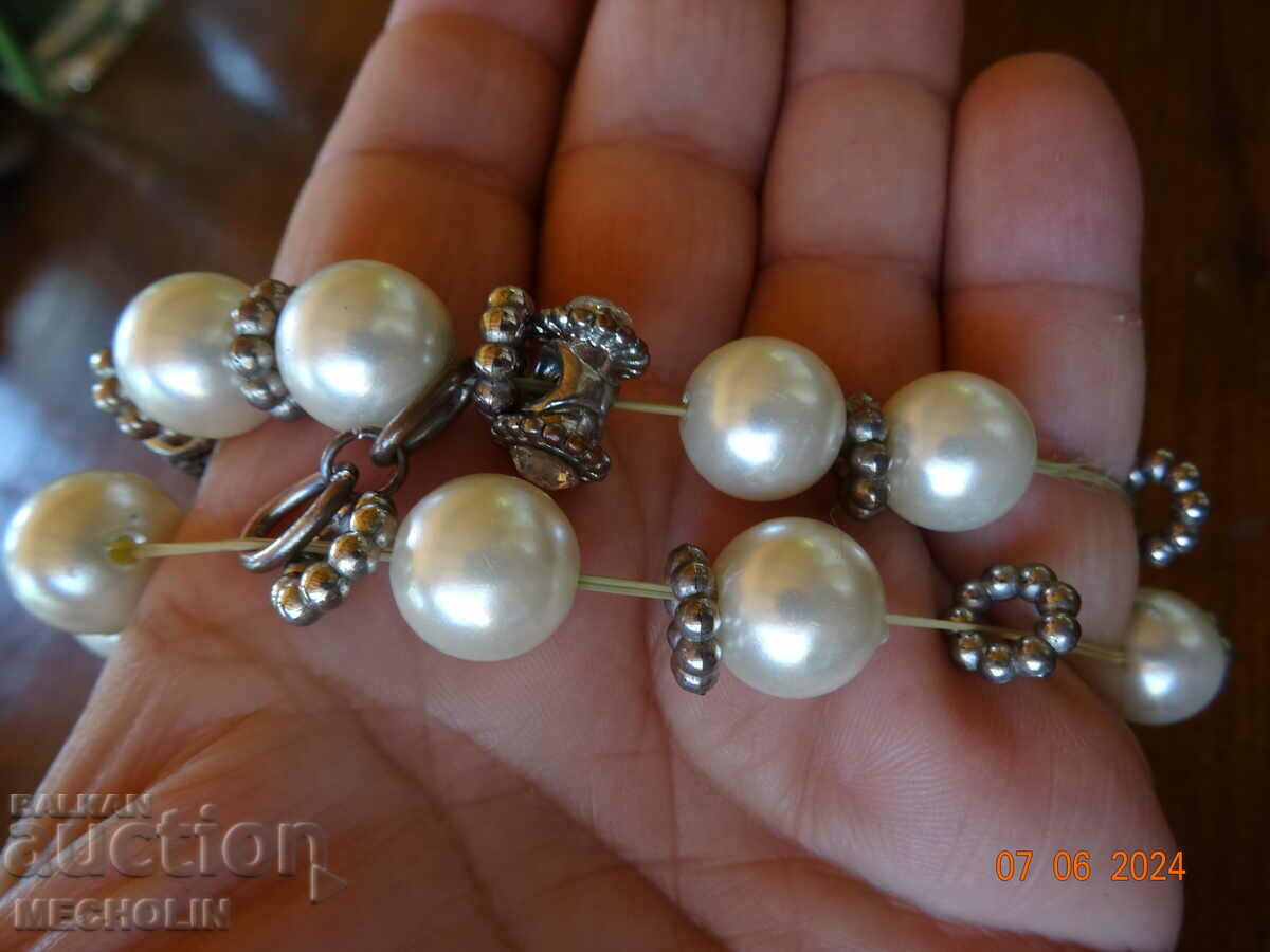 BEAUTIFUL BRACELET 2 - 5 BEAUTIFUL BRACELET 2 - 5