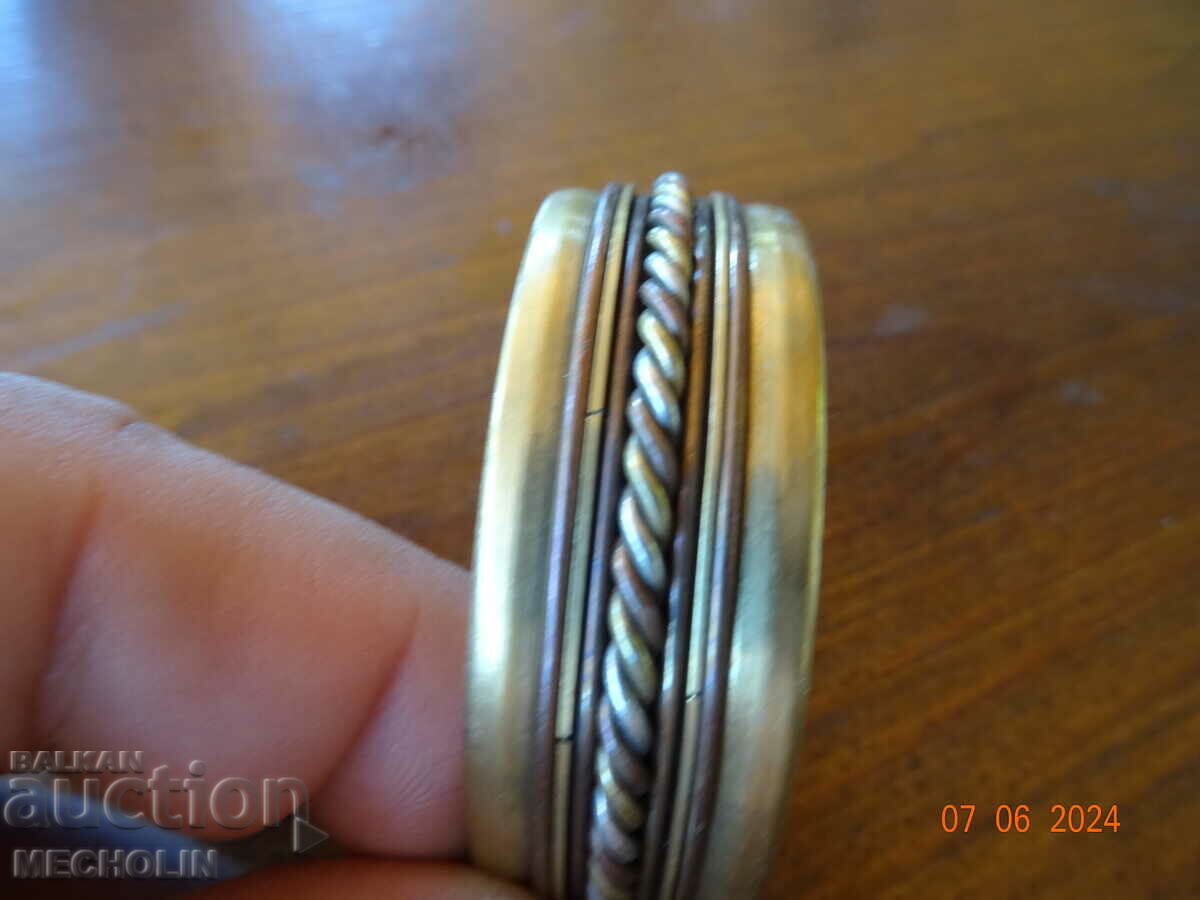 BEAUTIFUL BRACELET 4 - 5 BEAUTIFUL BRACELET 4 - 5