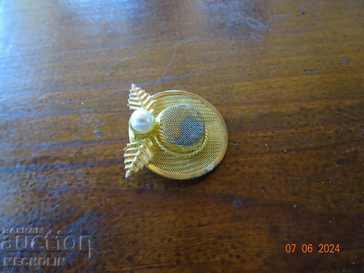Auction BEAUTIFUL BROOCH 2 Auction BEAUTIFUL BROOCH 2