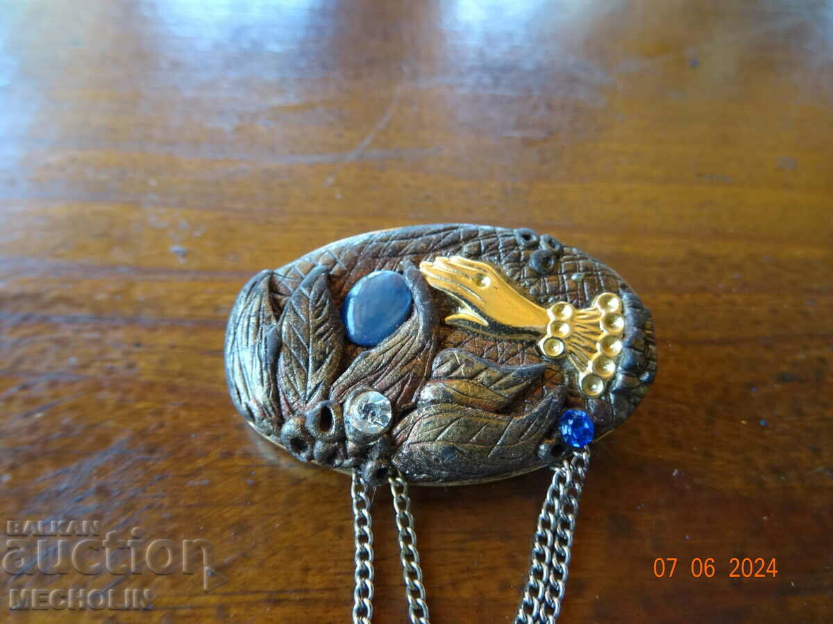 ΟΜΟΡΦΗ ΚΑΡΦΙΛΑ 3 με τιμή 20.00 BGN | € 10.23 ΟΜΟΡΦΗ ΚΑΡΦΙΛΑ 3 με τιμή 20.00 BGN | € 10.23