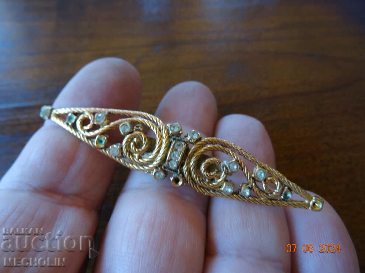 BEAUTIFUL OLD BROOCH 8 - 6 BEAUTIFUL OLD BROOCH 8 - 6