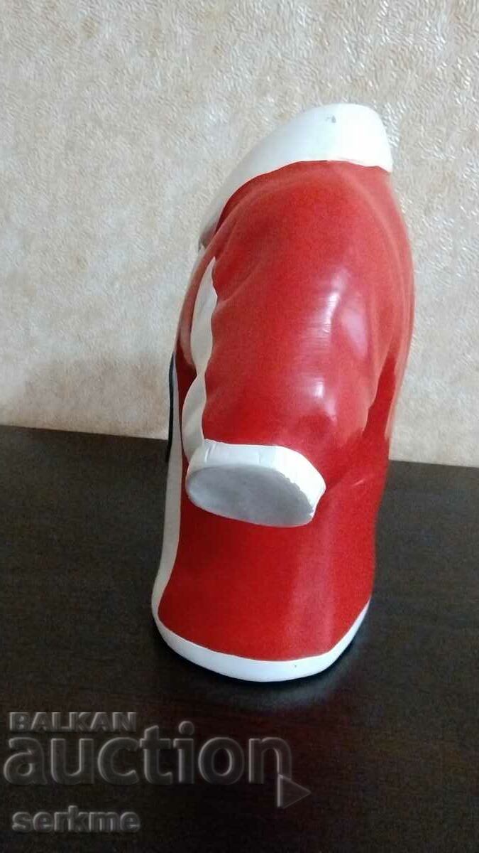 Δημοπρασία Φιγούρα από πορσελάνη Δημοπρασία Φιγούρα από πορσελάνη