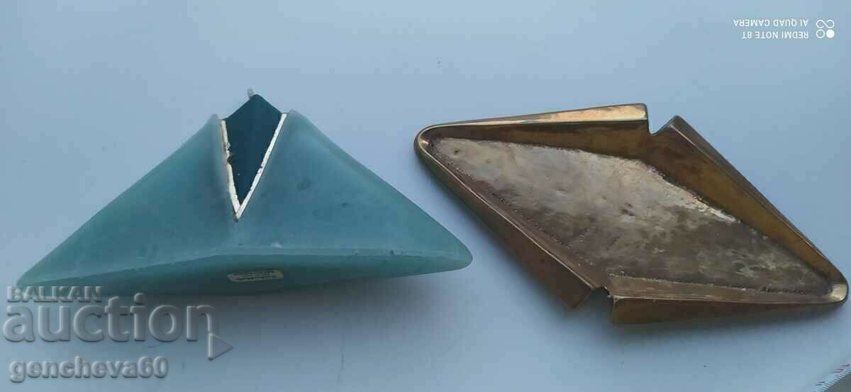 Όμορφη θήκη για κερί και μπρούτζινο με τιμή € 5.00 | 9.78 BGN