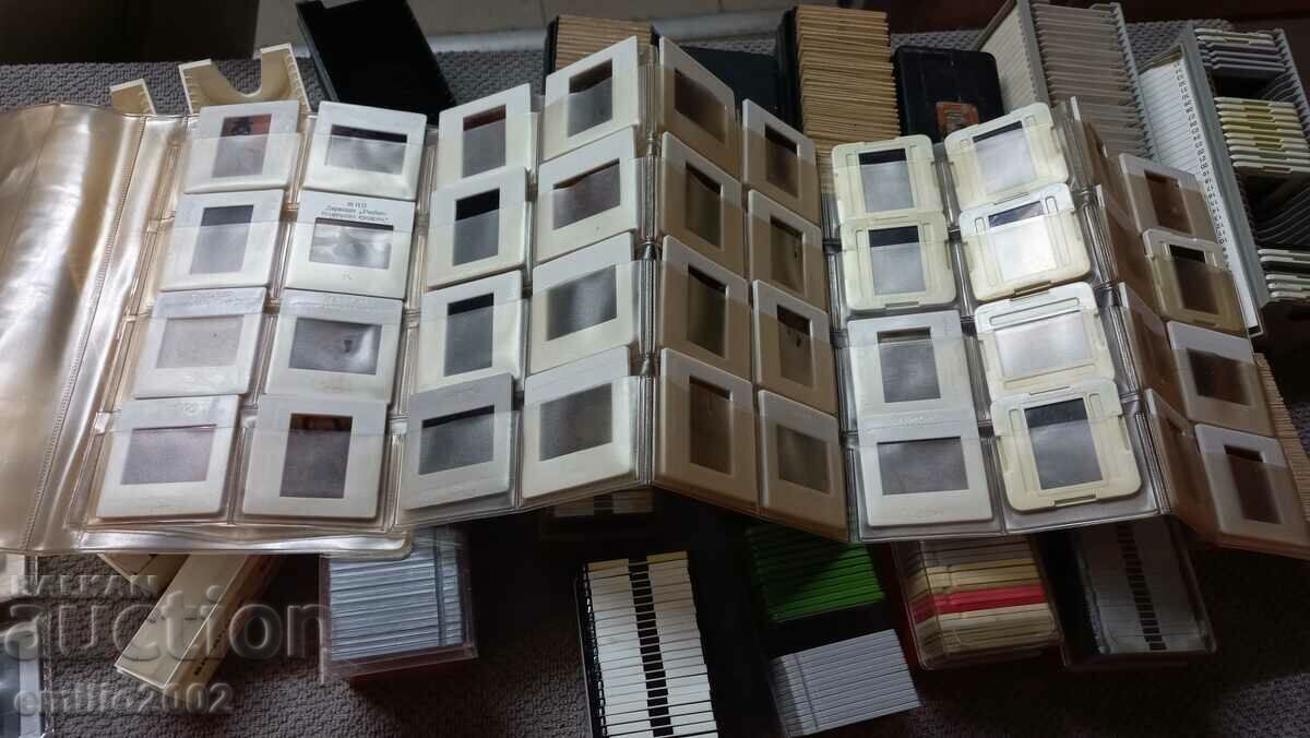 Auction  A huge number of slides and cassettes