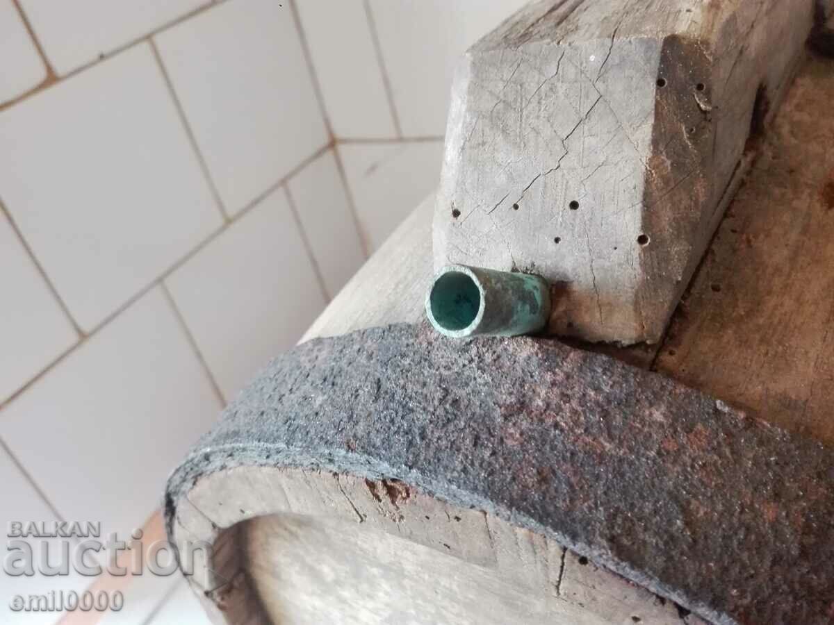 Delivery of An old horse-buckle. Delivery of An old horse-buckle.