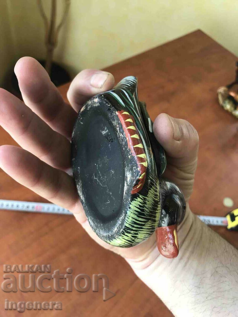 FIGURA DUCK DUCK BOX CERAMICA - 7