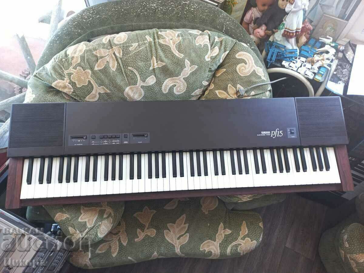 DIGITAL PIANO YAMAHA pf 15 1983