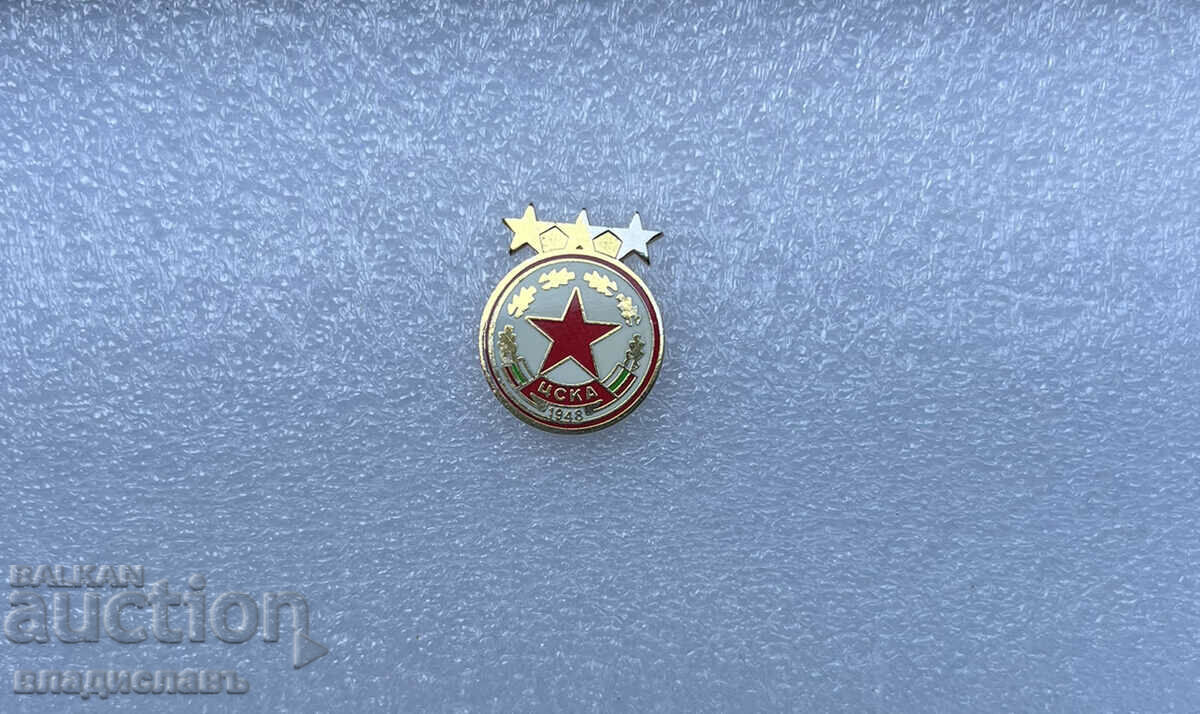CSKA 1948 cu trei stele
