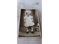 Φωτογραφία Rousse Μικρό κορίτσι με λευκό φόρεμα 1944