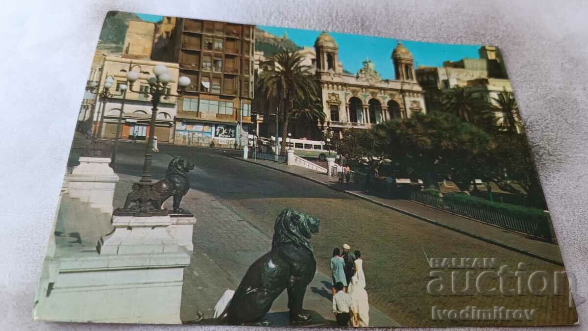 Postcard Oran l'Opera et les Lions