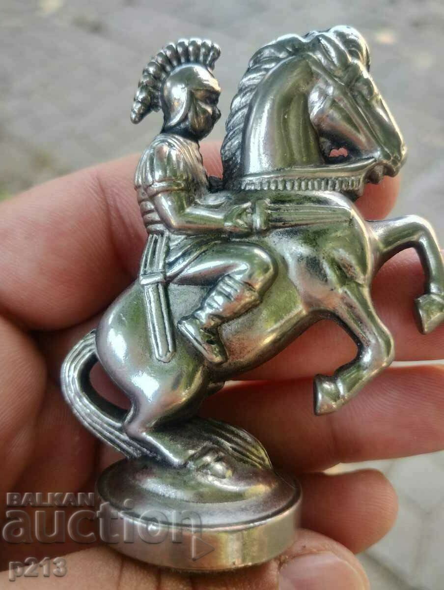 Chess metal figure with price 10.00 BGN | € 5.11 Chess metal figure with price 10.00 BGN | € 5.11