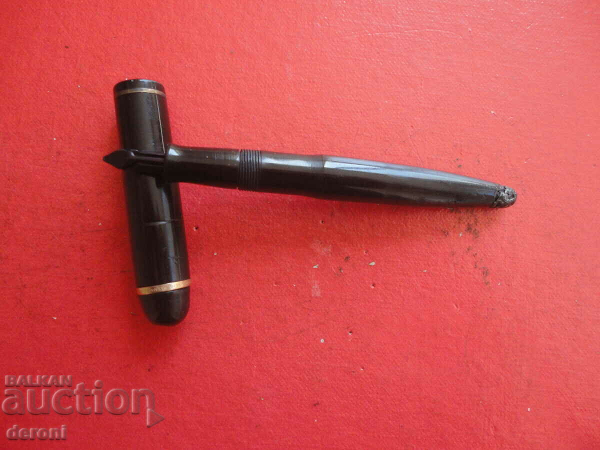 Eversharp USA bakelite pen with price 20.00 BGN | € 10.23 Eversharp USA bakelite pen with price 20.00 BGN | € 10.23