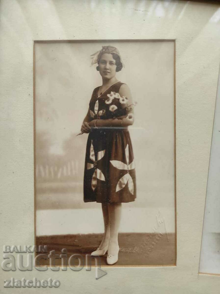 Old photo composition - studio in Bucharest Romania România with price 450.00 BGN | € 230.08 Old photo composition - studio in Bucharest Romania România with price 450.00 BGN | € 230.08