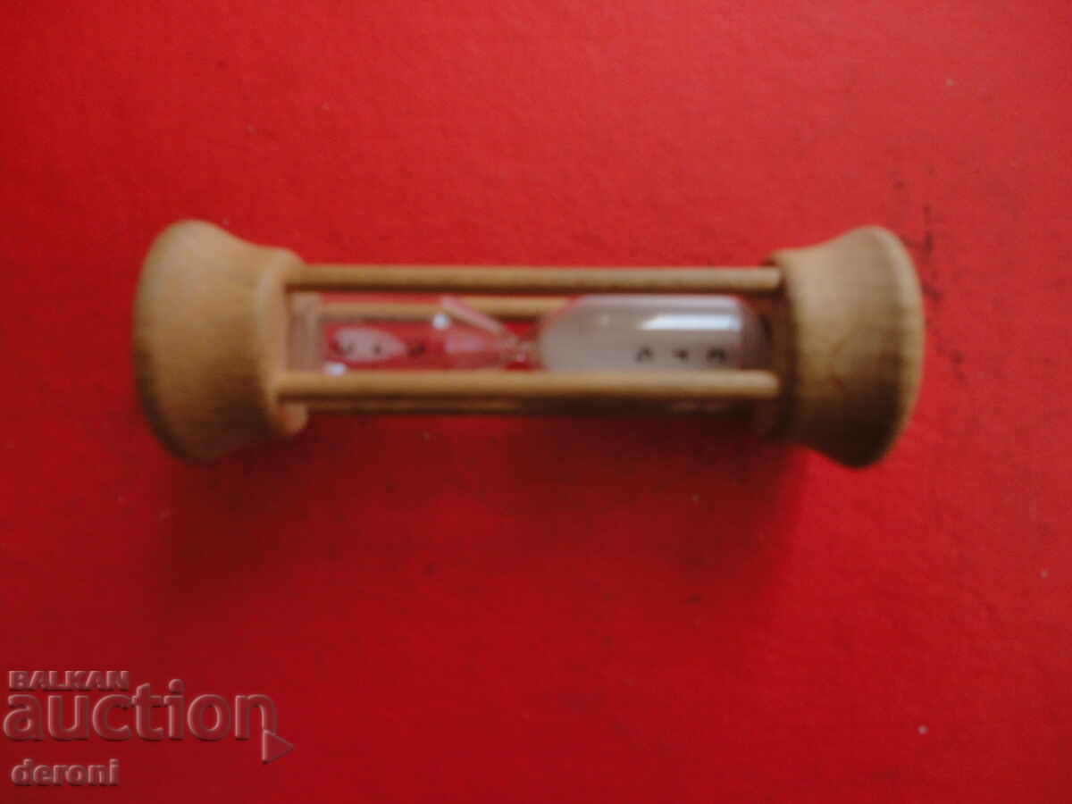 Hourglass 3 with price 20.00 BGN | € 10.23 Hourglass 3 with price 20.00 BGN | € 10.23