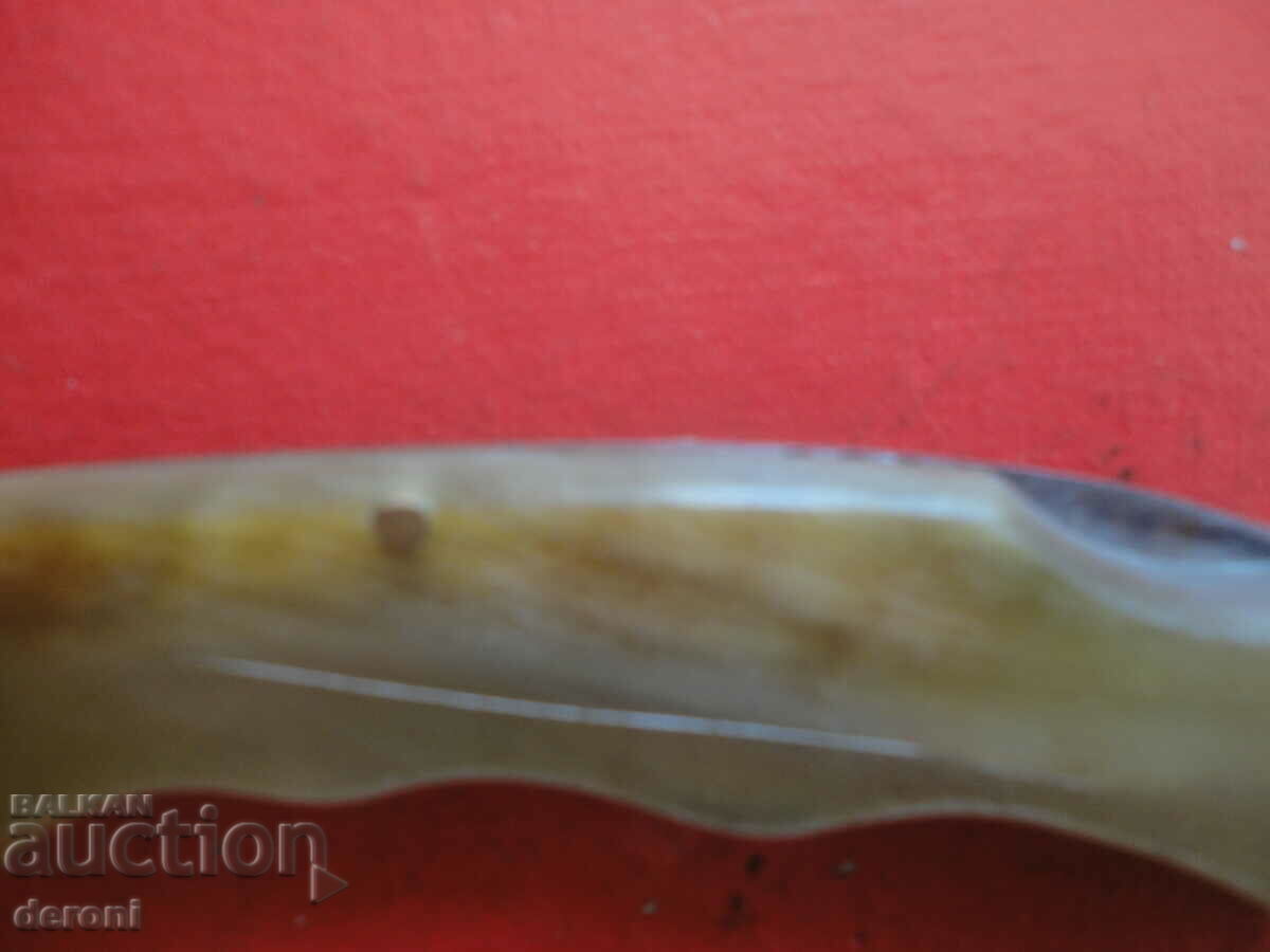 Auction A great horned pocket knife Auction A great horned pocket knife