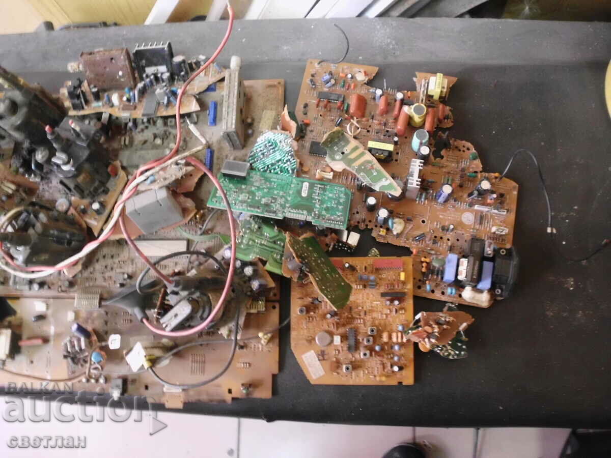 electrical scrap with price 15.00 BGN | € 7.67 electrical scrap with price 15.00 BGN | € 7.67