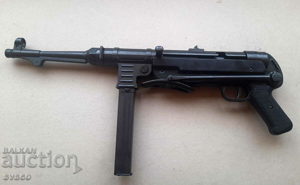 MP 40 Machine Pistol, Non-Firing Replica MP 40 Machine Pistol, Non-Firing Replica